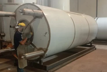Fabrikasi Tangki Solusi Penyimpanan Industri yang Kuat dan Berkualitas
