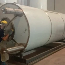 Fabrikasi Tangki Solusi Penyimpanan Industri yang Kuat dan Berkualitas